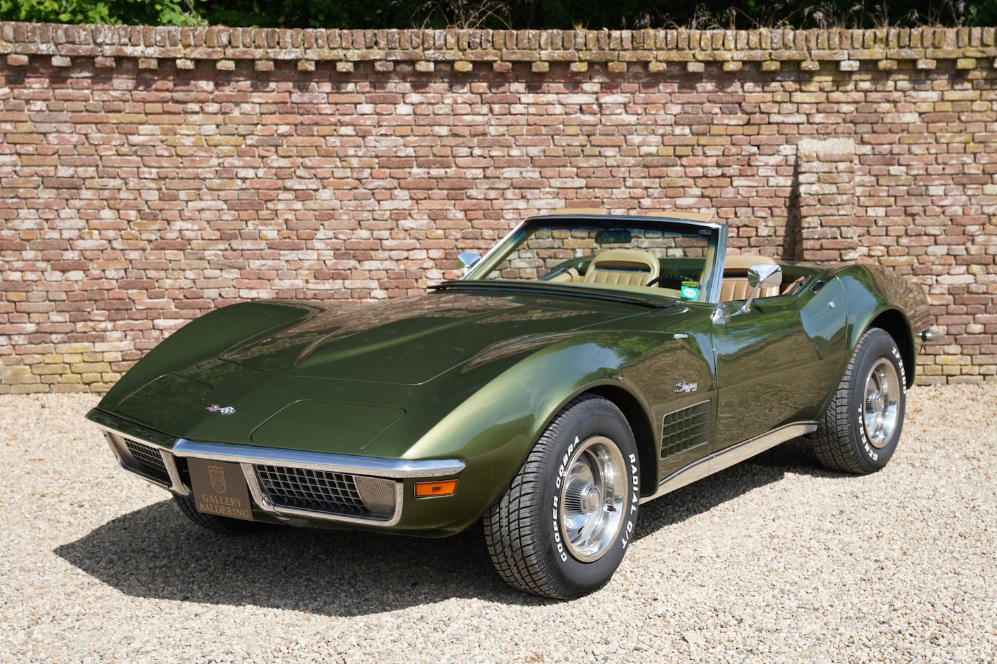 Corvette C3 - Stingray 350 Convertible "Donnybrooke Green" One year only "Donnybrooke Green" with a "Sad - AutoWereld.nl