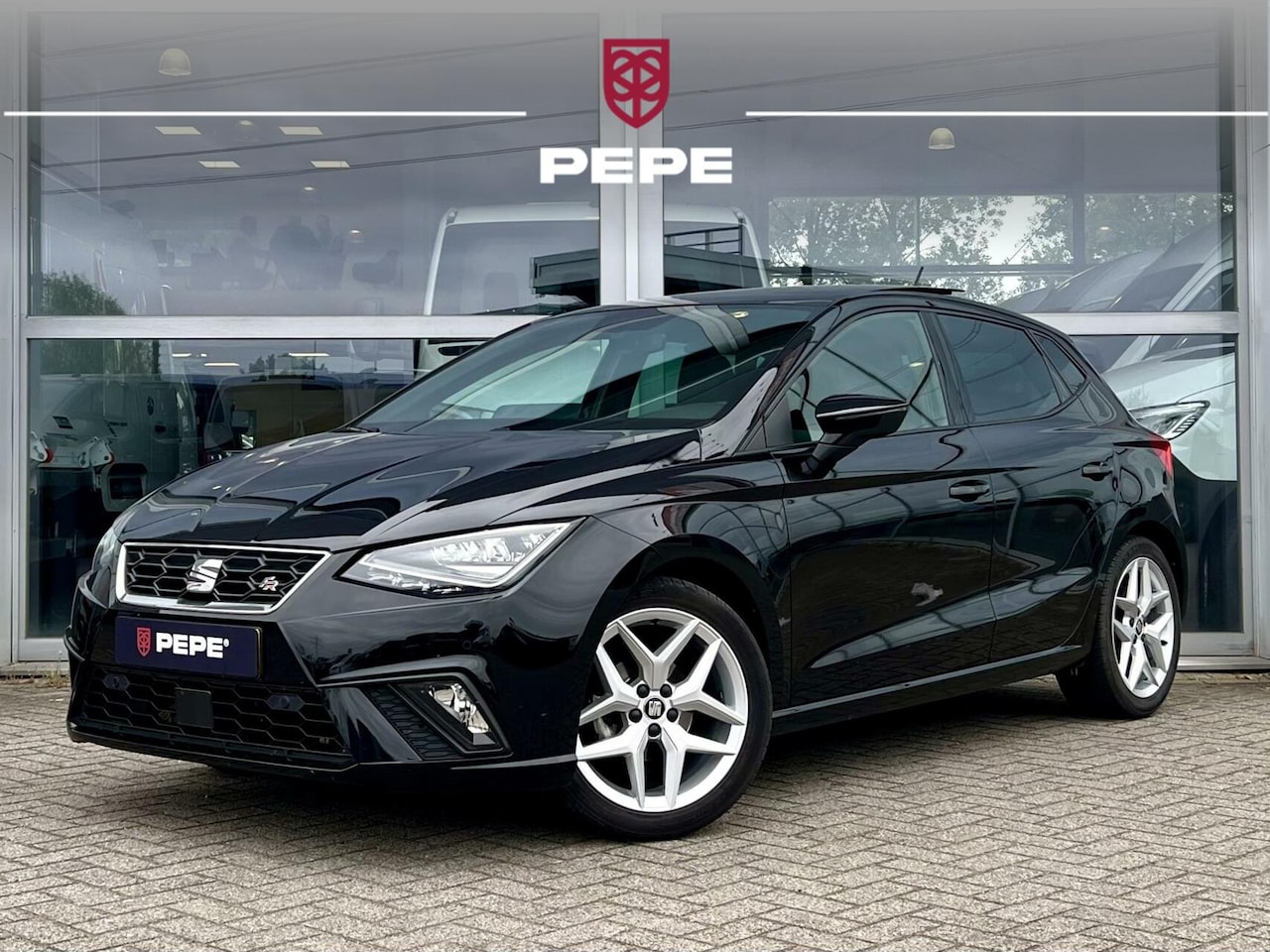 Seat Ibiza - 1.0 TSI FR|PANO|LED|VIRTUAL|CAMERA|STOELV|CARPLAY - AutoWereld.nl