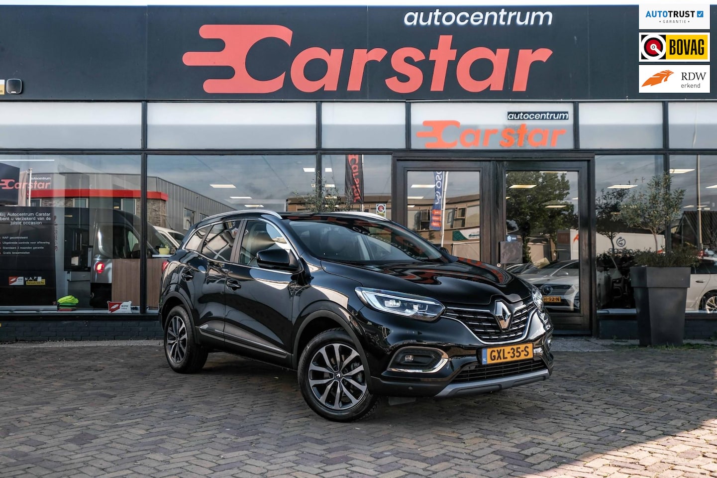 Renault Kadjar - 1.3 TCe Black Edition|Pano|Camera|Leder| - AutoWereld.nl