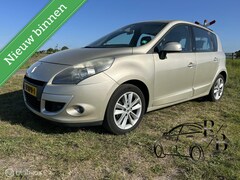 Renault Scénic - 2.0 Dynamique Navigatie-parkeersensoren-airco