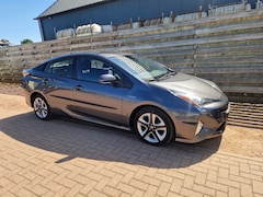 Toyota Prius - 1.8 Dynamic Navigatie H.U.D