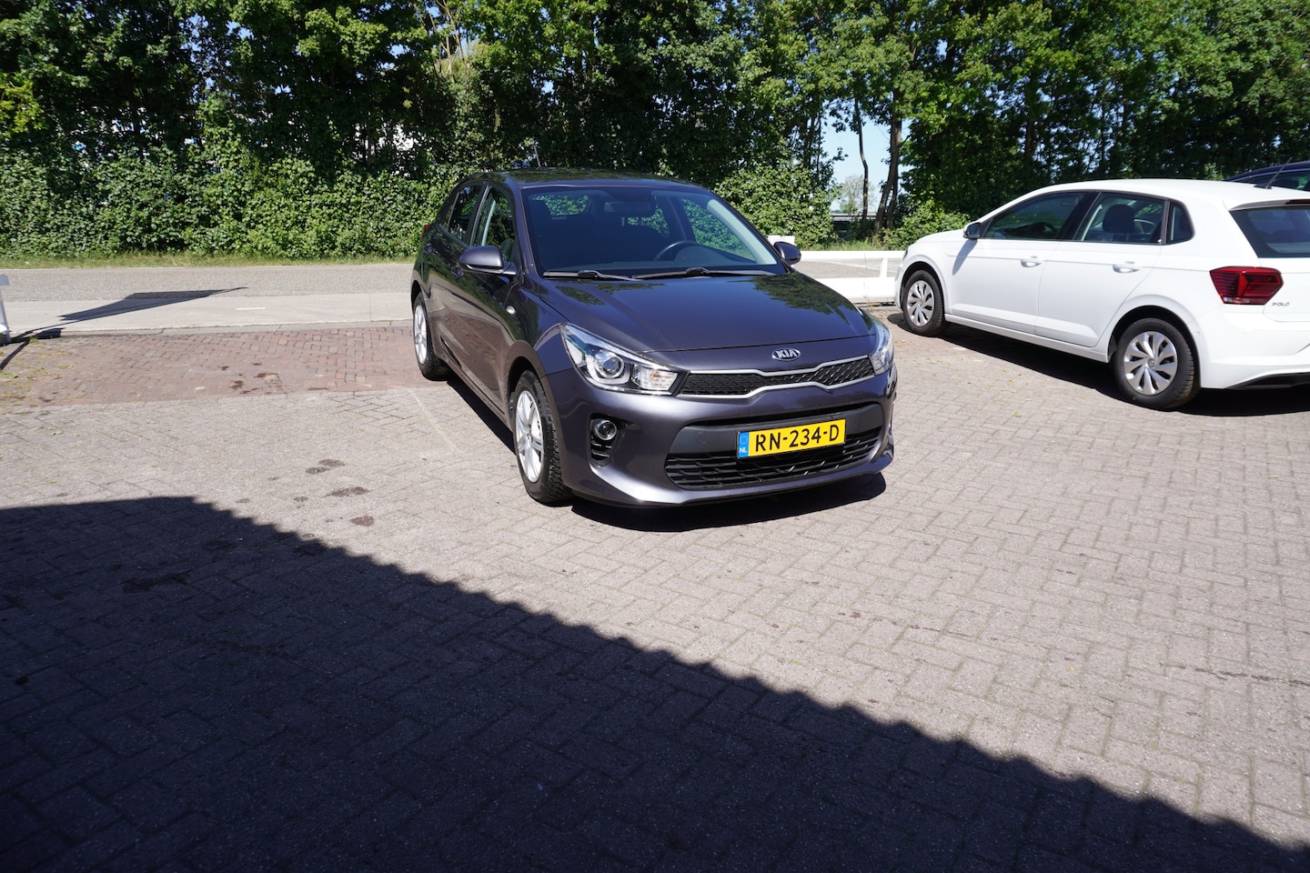 Kia Rio - 1.0 TGDI ComfortPlusLine Navigator CRUISE NAVI CARPLAY CAMERA - AutoWereld.nl