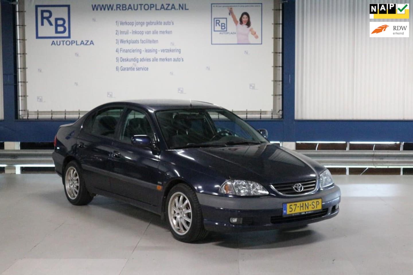 Toyota Avensis - 1.8-16V Linea Sol / 150 NAP / NW APK ! - AutoWereld.nl