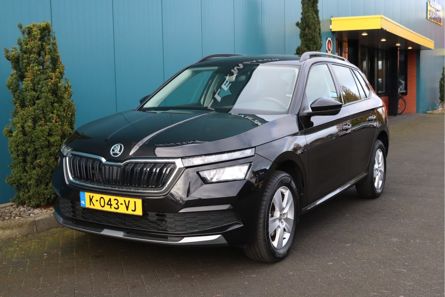 Skoda Kamiq - 1.0 TSI Ambition ECC|NAV.VIA.APP|CRUISE|LED|PDC|LMV|LANE.ASSIST 1EIG. - AutoWereld.nl