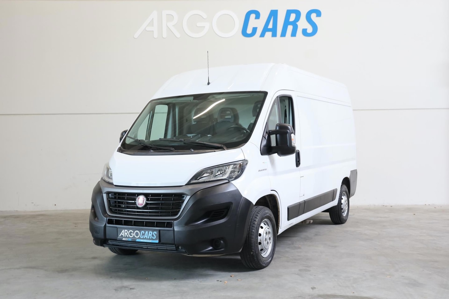 Fiat Ducato - 35 2.3 MultiJet L3/H2 CAMERA NAVI AIRCO CRUISE CONTROL 120PK 06/2020 LEASE V/A € 133,- p.m - AutoWereld.nl