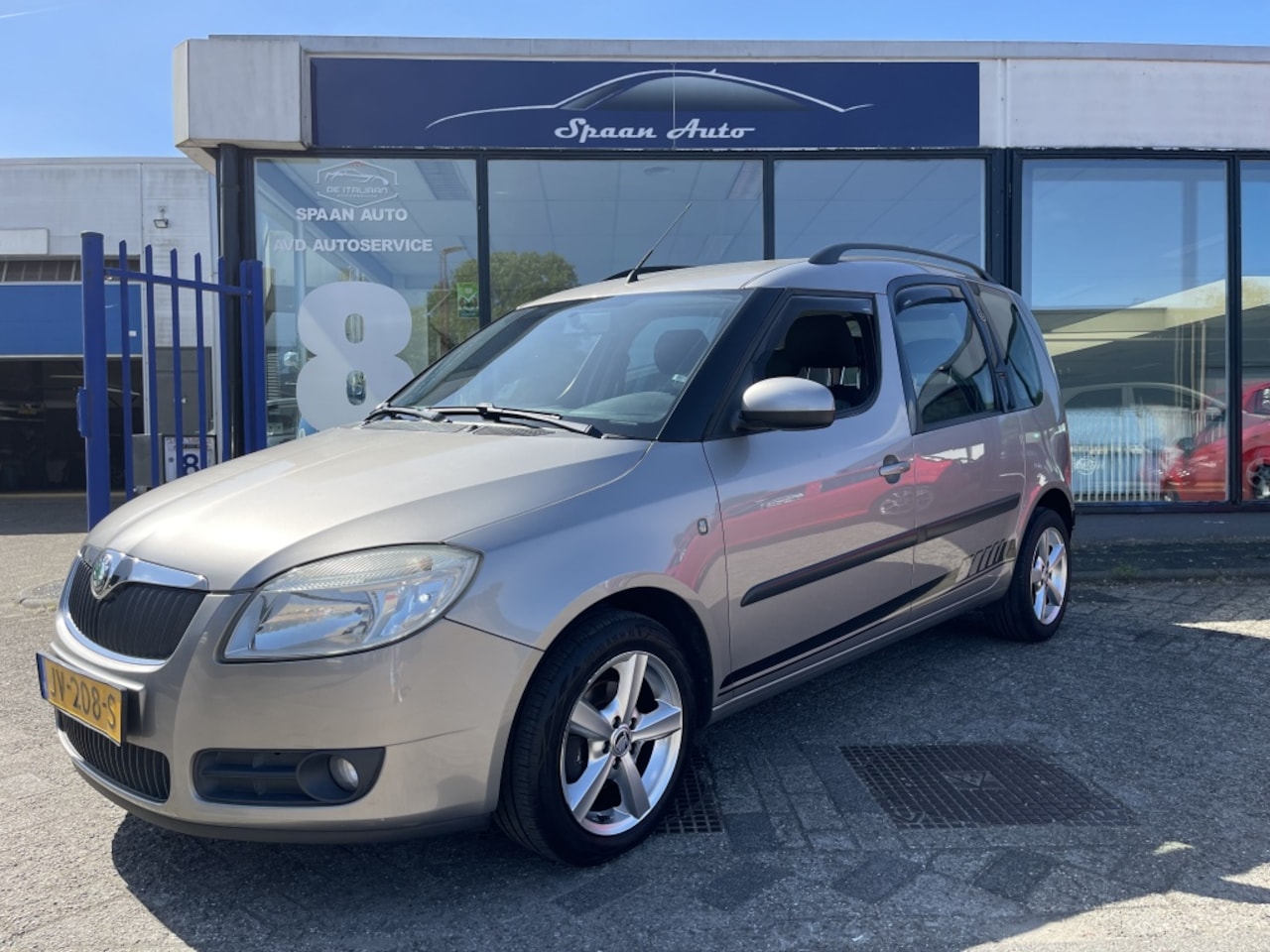 Skoda Roomster - 1.2 Ambiente | AIRCO | ELEC RAMEN | CRUISECONTROL | - AutoWereld.nl