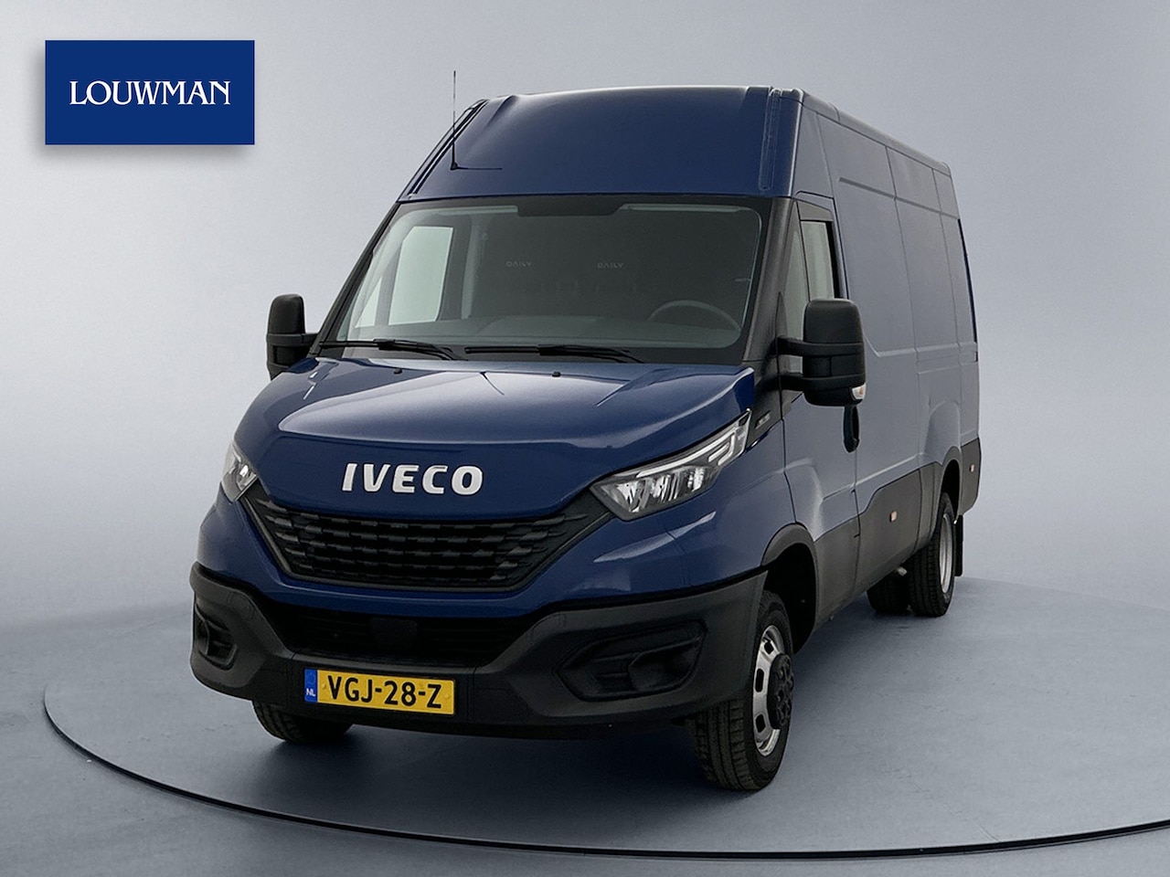 Iveco Daily - 35C16V 2.3 352 L2H2 3500 KG Trekhaak LED Betimmering Cruise Control Dubbel lucht - AutoWereld.nl