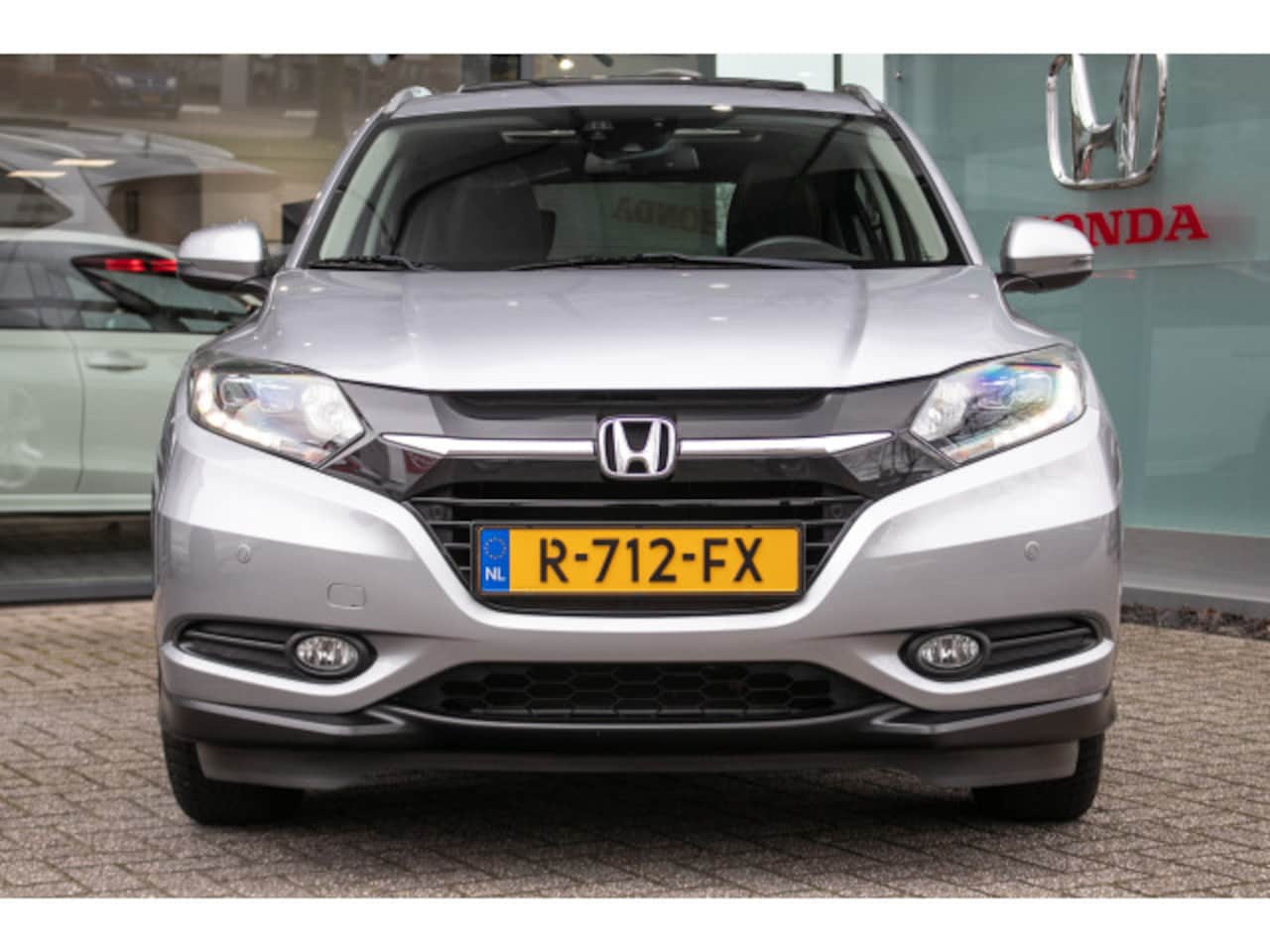 Honda HR-V - 1.5 i-VTEC Executive Automaat All in rijklaarprijs | Dealer ond. | Trekhaak | Applecarplay - AutoWereld.nl