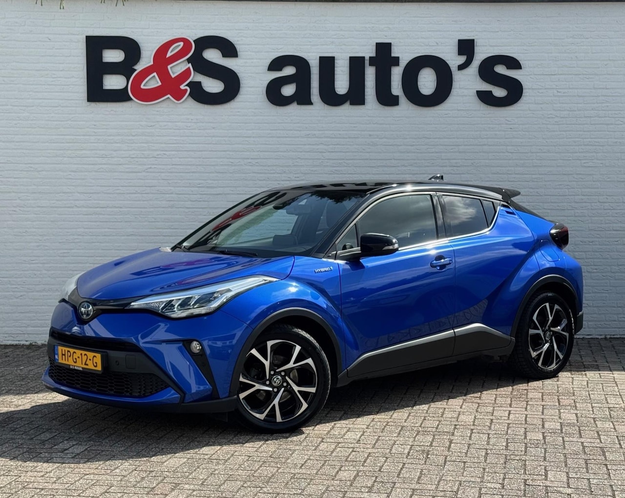 Toyota C-HR - 2.0 Hybrid Style Led Carplay Camera Stoelverwarming Trekhaak - AutoWereld.nl