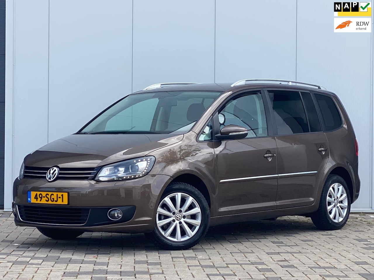 Volkswagen Touran - 1.2 TSI Highline BlueMotion 7p. 1.2 TSI Highline BlueMotion 7p. - AutoWereld.nl