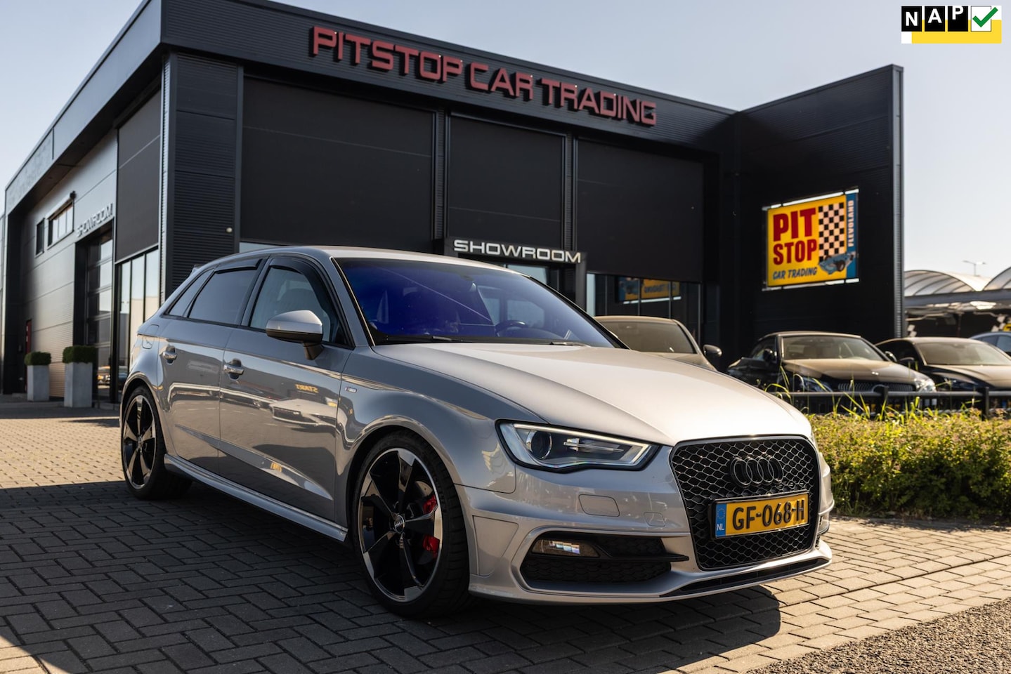 Audi A3 Sportback - 1.2 TFSI 3 x S-Line, NAP, Black optic, NAP, Nieuwstaat! - AutoWereld.nl