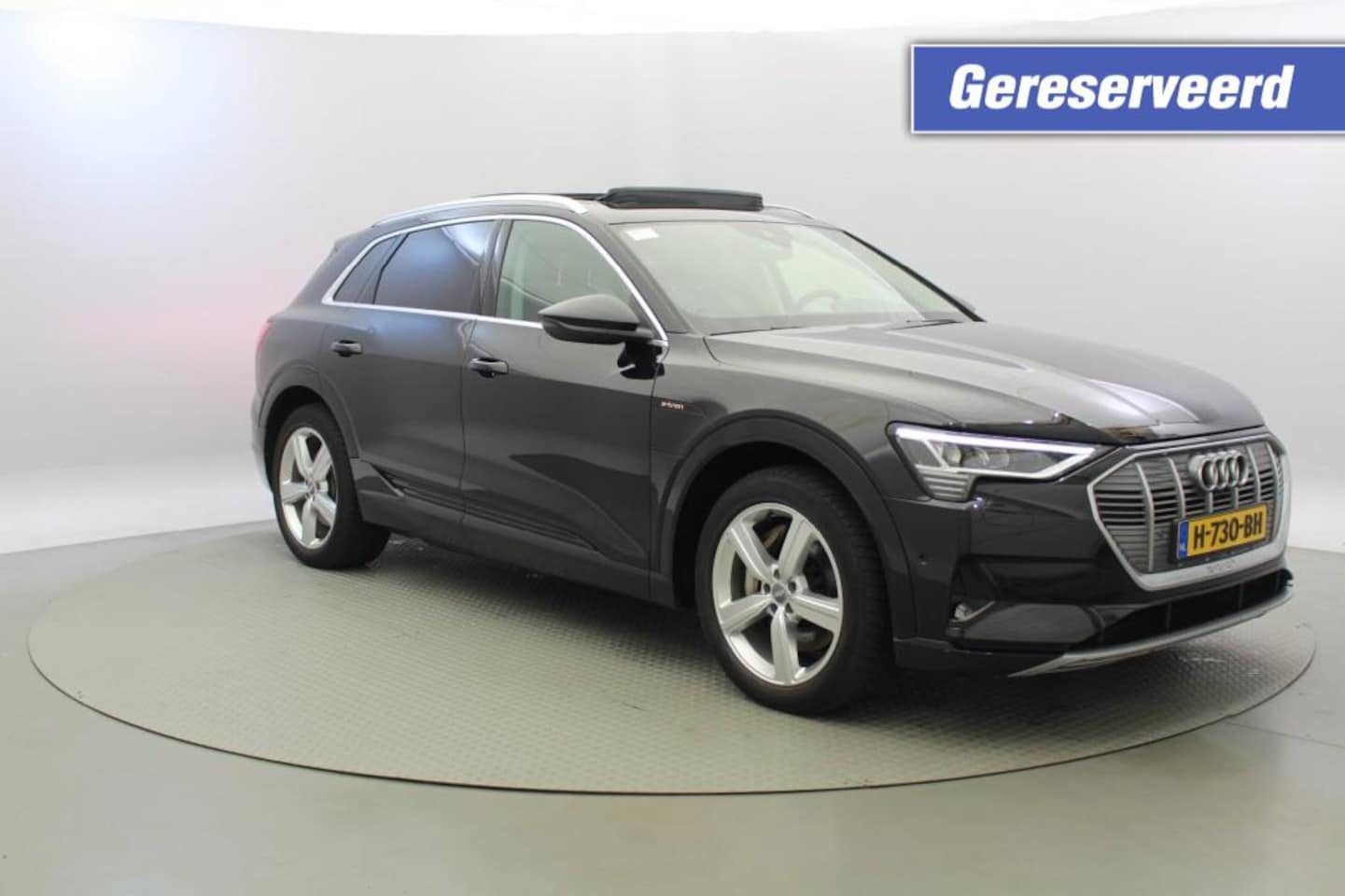Audi e-tron - 50 quattro Launch edition plus 71 kWh - Leer, SOH 89% GERESERVEE - AutoWereld.nl