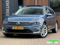 Volkswagen Passat - 1.4 TSI GTE HIGHLINE Pano Acc e-klep Trekhaak Carplay