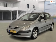 Peugeot 307 - 1.6-16V XT AUTOMAAT AIRCO 2 X SLEUTELS