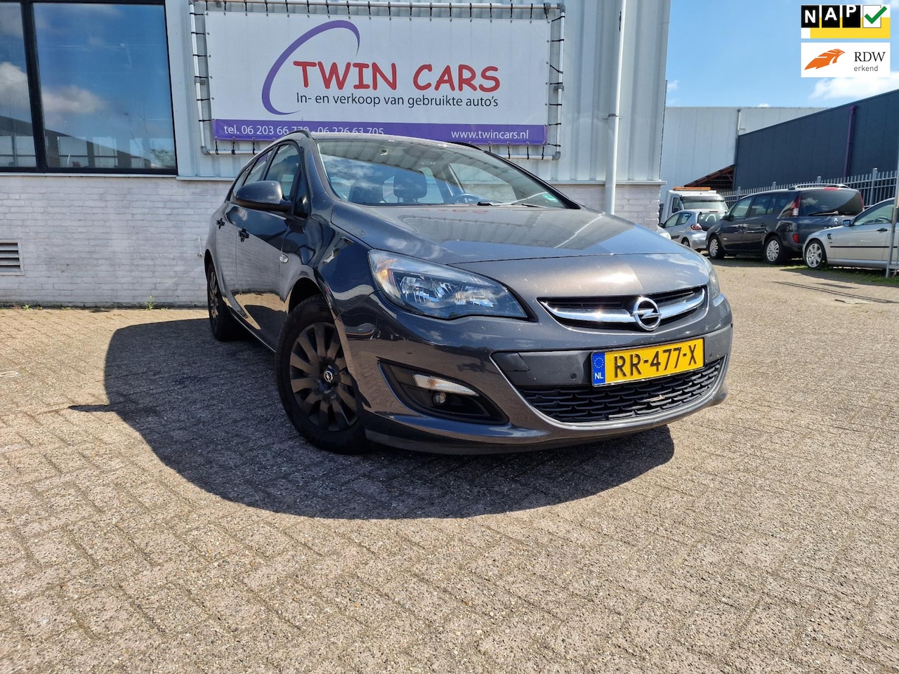 Opel Astra Sports Tourer - 1.6 CDTi Design Edition Navi Airco - AutoWereld.nl
