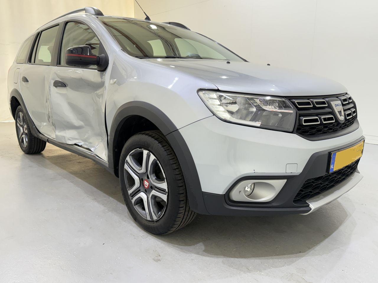 Dacia Logan MCV - 0.9 TCe Tech Road Clima/Navi - AutoWereld.nl