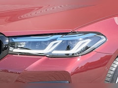BMW 5-serie Touring - 530i High Executive / M Sportpakket / CoPilot Pack / Safety Pack / Glazen panoramadak