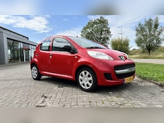 Peugeot 107 - 1.0-12V XR