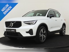Volvo XC40 - B4 (M-HYBRID) PLUS DARK -CAMERA|ADAP.CRUISE|VERW.VOORRUIT|TREKHAAK|HARMAN/KARDON