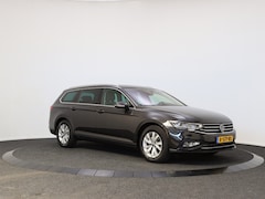 Volkswagen Passat Variant - 1.5 TSI Business | achteruitrijcamera | Navigatie | Carplay |