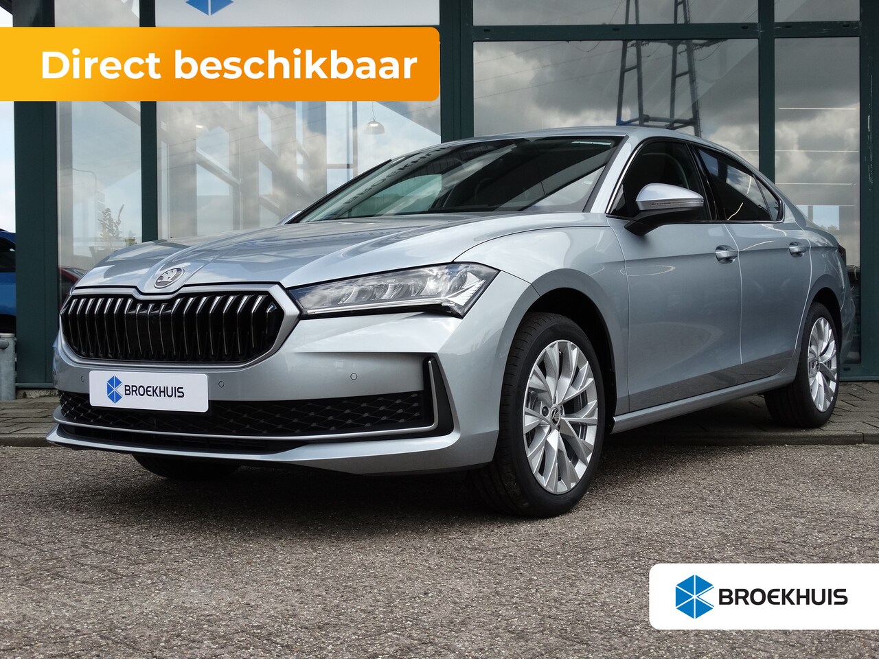 Skoda Superb - First Edition | Achteruitrijcamera | Climatronic, elektronische airconditioning met 3 klim - AutoWereld.nl