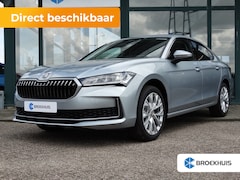 Skoda Superb - First Edition | Achteruitrijcamera | Climatronic, elektronische airconditioning met 3 klim