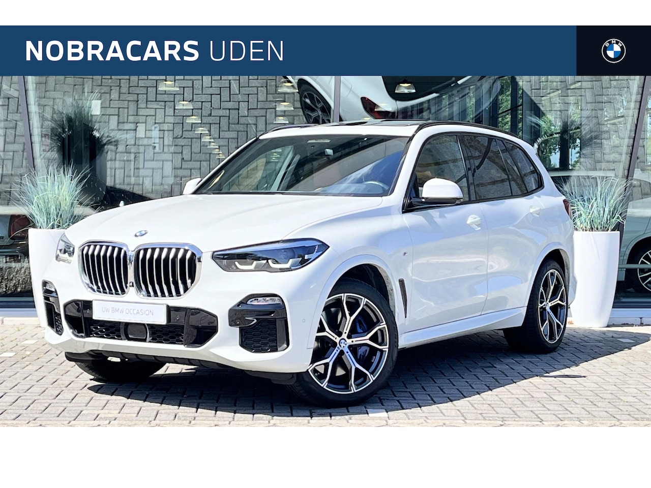 BMW X5 - xDrive40i 7p. High Executive M Sport Automaat / Panoramadak Sky Lounge / Trekhaak / Adapti - AutoWereld.nl