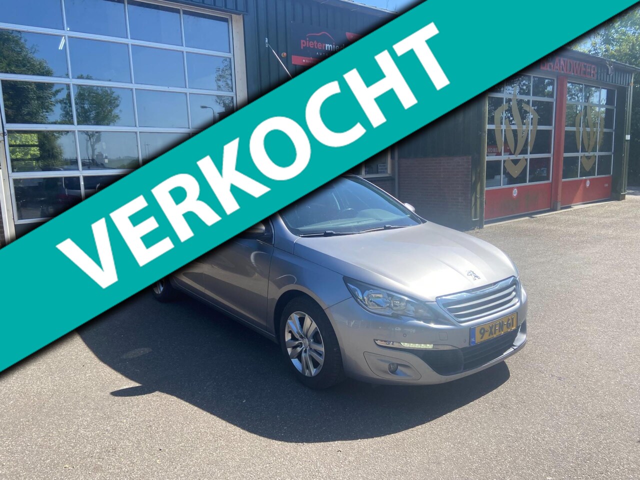 Peugeot 308 SW - 1.6 BlueHDI Blue Lease Executive / Navi / Airco / Trekhaak / Cruise - AutoWereld.nl