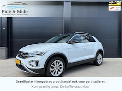 Volkswagen T-Roc - 2023 1.5 TSI Style 150pk IQ leer/alcantara trekhaak btw garantie
