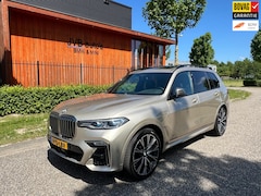 BMW X7 - M50d G07 Grijs kenteken, individual, 3500kg trekhaak, B&W grijskenteken (X5)
