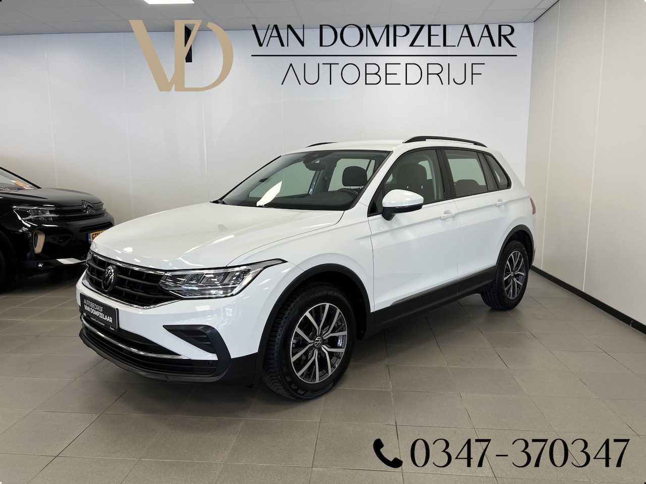 Volkswagen Tiguan - 1.5 TSI Life Business / 150PK / NAVI / STOEL-STUURVERW. / PDC / 1800KG TREKG. - AutoWereld.nl