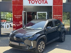 Toyota Yaris Cross - 1.5 Hybrid 115 First Edition PANO NAVI STUUR/STOELVERWARMING APPLE/ANDROID AD-CRUISE 17"LM