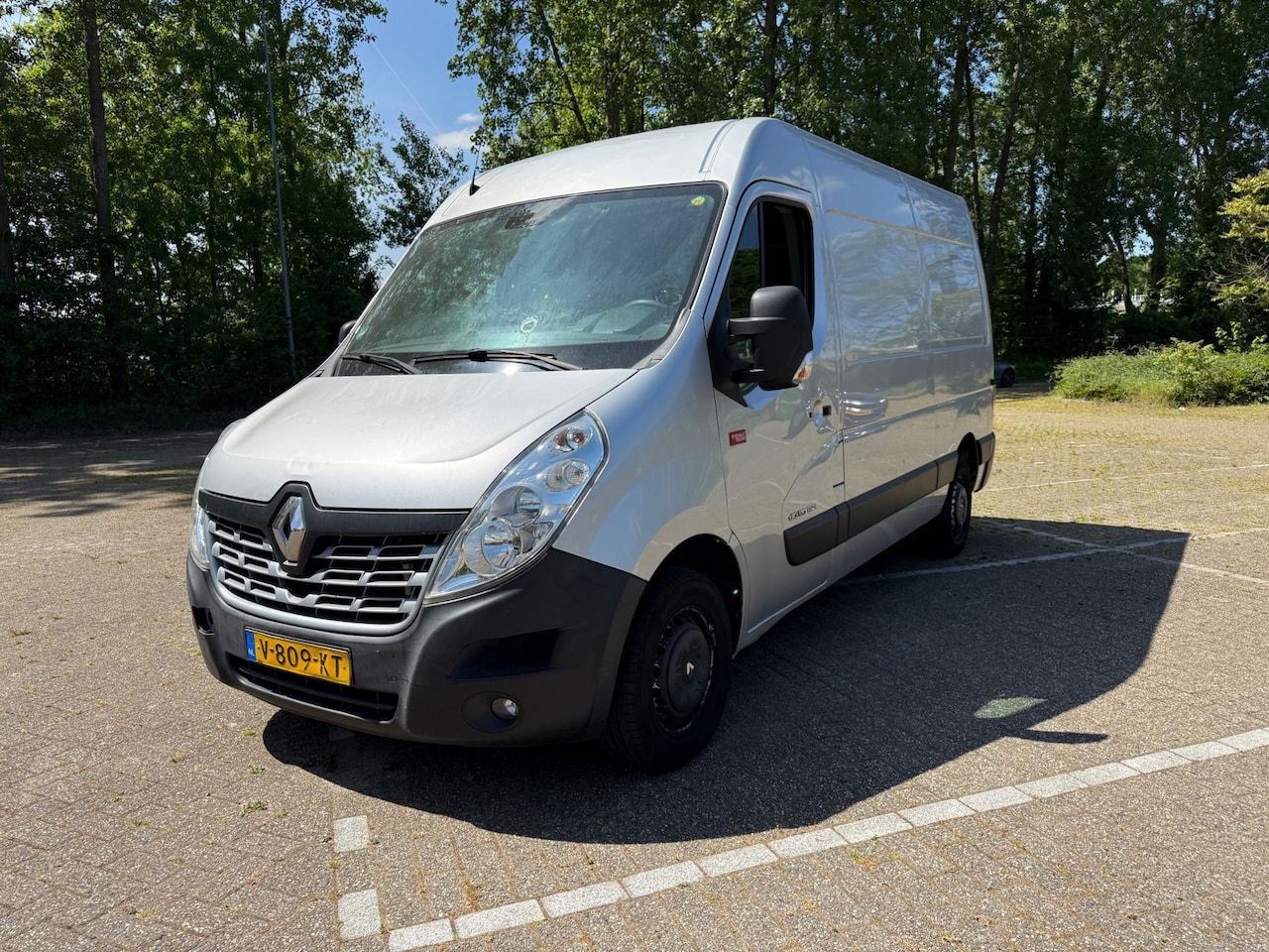 Renault Master - T35 2.3 dCi L2H3 Energy Euro 6 Airco Cruise NAP - AutoWereld.nl