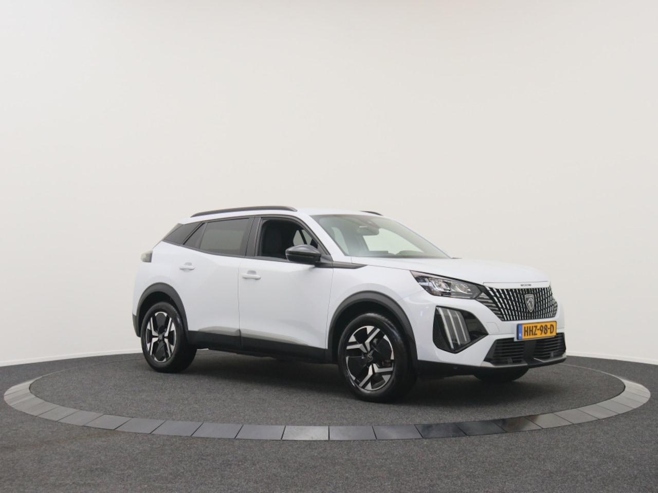 Peugeot 2008 - 1.2 PureTech Allure | Private lease 529 p.m. - AutoWereld.nl