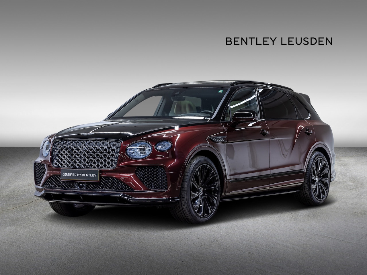 Bentley Bentayga - EWB Mulliner |Black Line|Cooler|Duo tone - AutoWereld.nl