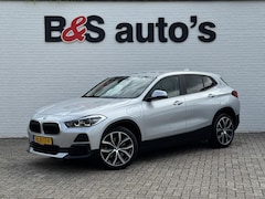 BMW X2 - XDrive25e High Executive M-pakket Sfeer Harman/kardon Leder Carplay Head up Led