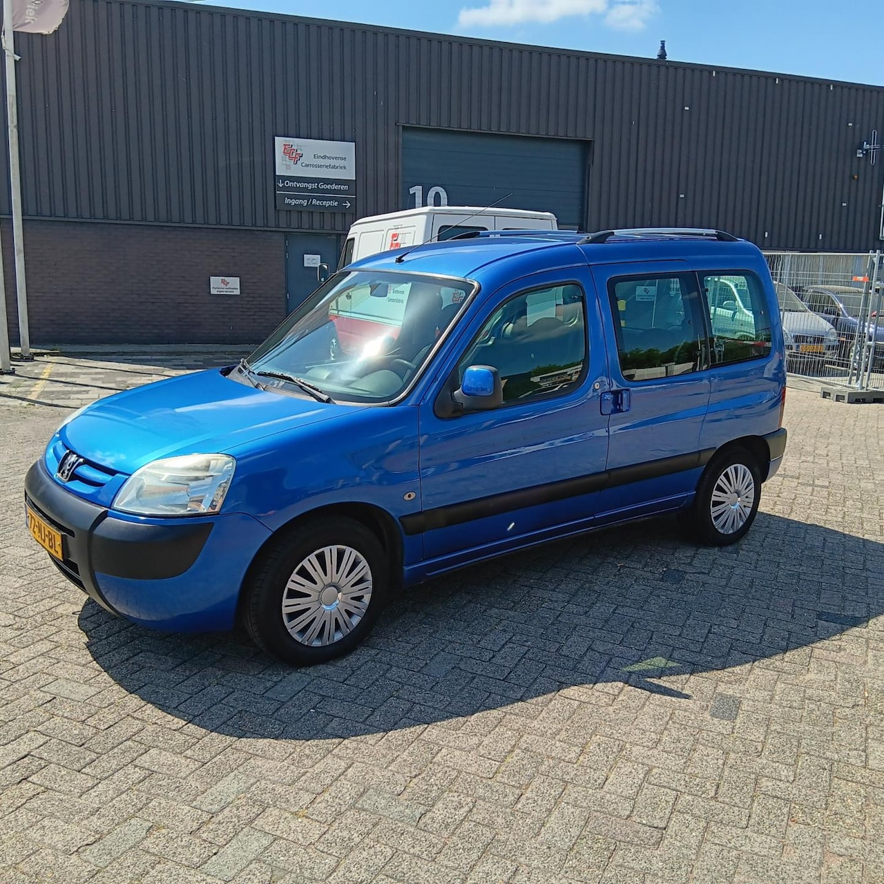 Peugeot Partner MPV - 1.6-16V XT 1.6-16V XT - AutoWereld.nl