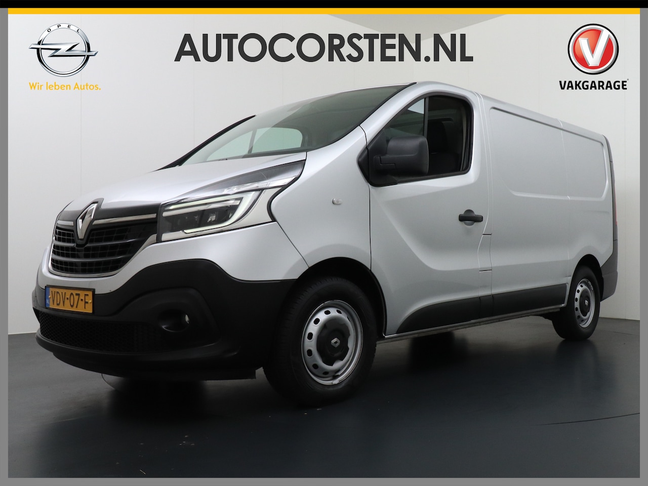Renault Trafic - 1.6dCi 96 T29 L1H1 3-Persoons Trekhaak Ecc Navi Camera Regen/Lichtsensor Cruise Control Pd - AutoWereld.nl