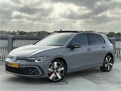 Volkswagen Golf - 1.4 eHybrid GTE | IQ | Pano | Black Style