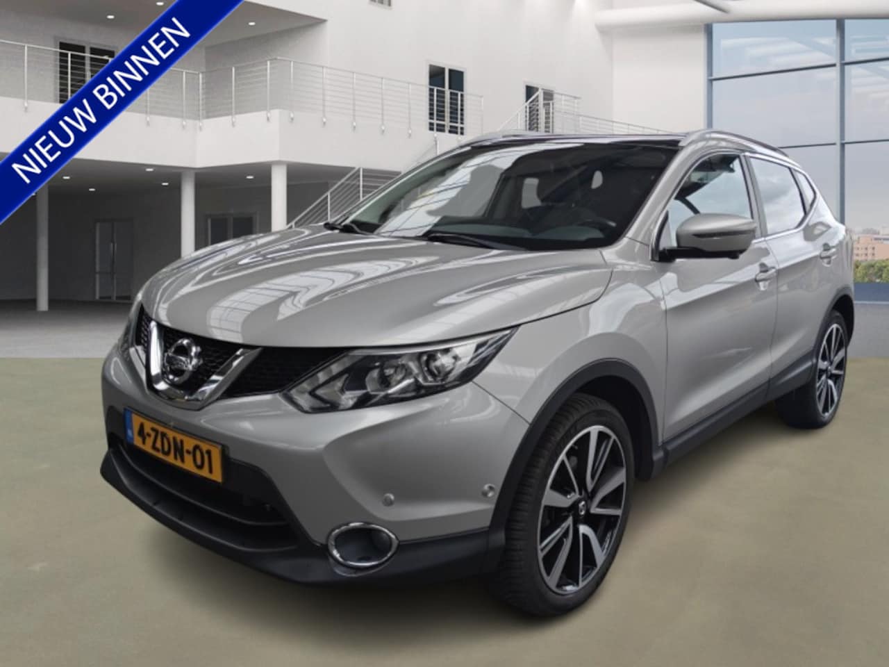 Nissan Qashqai - 1.2 Tekna AUTOMAAT, PANODAK, LEDER, TREKHK, NL/NAP, Compleet! - AutoWereld.nl