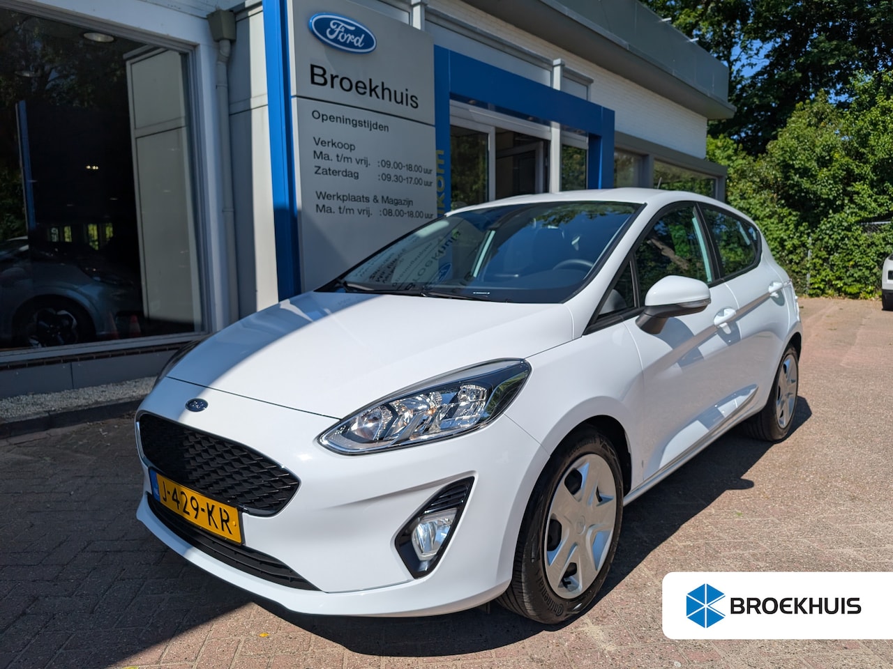Ford Fiesta - 1.0 EcoBoost Connected Navi | Carplay | DAB | Cruise | Parkeersensoren | Dealeronderhouden - AutoWereld.nl