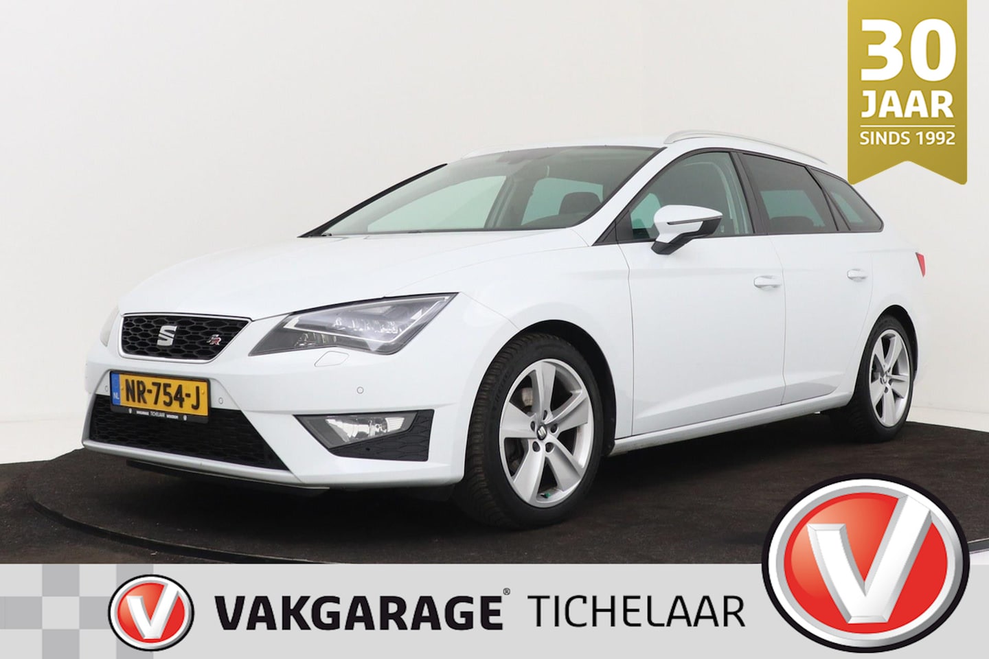 Seat Leon ST - 1.4 TSI FR Connect | Trekhaak | CarPlay | Camera | Stoelverwarming | - AutoWereld.nl