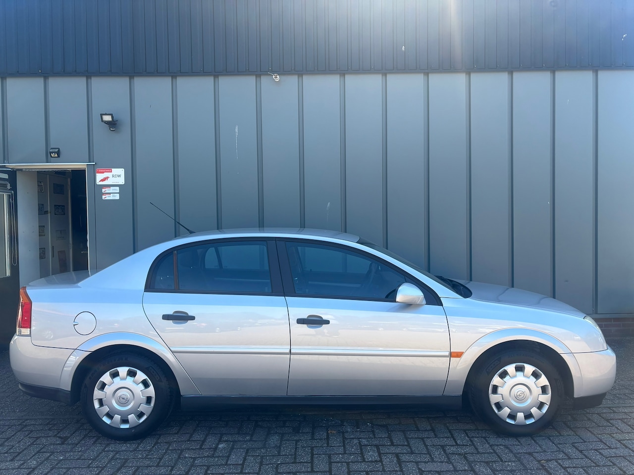 Opel Vectra - 1.8-16V Basis NAP//AIRCO//CRUISE//CV+AB//
