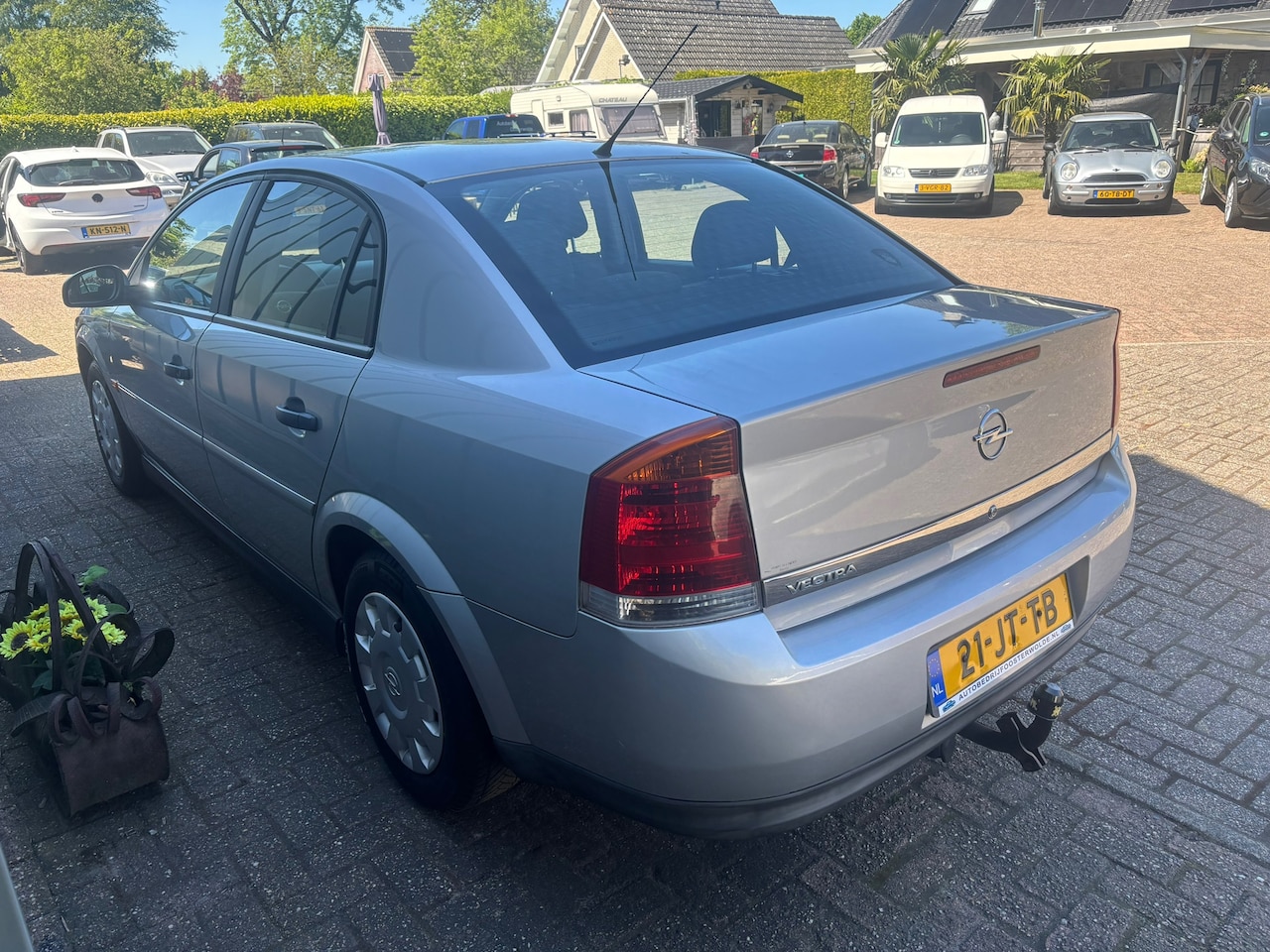 Opel Vectra - 1.8-16V Basis NAP//AIRCO//CRUISE//CV+AB//
