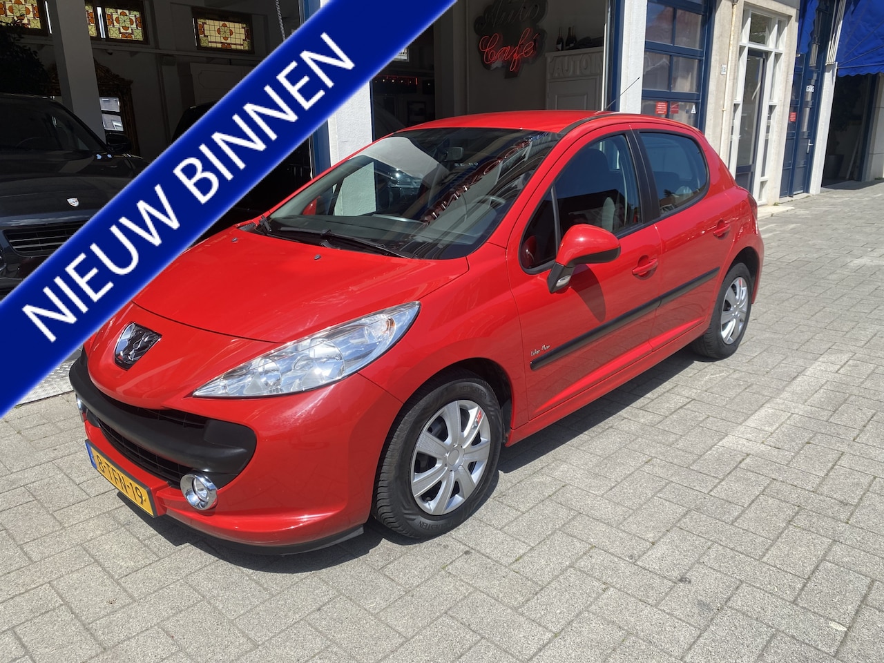 Peugeot 207 - 1.4 VTi Look 5-DEURS/AIRCO - AutoWereld.nl