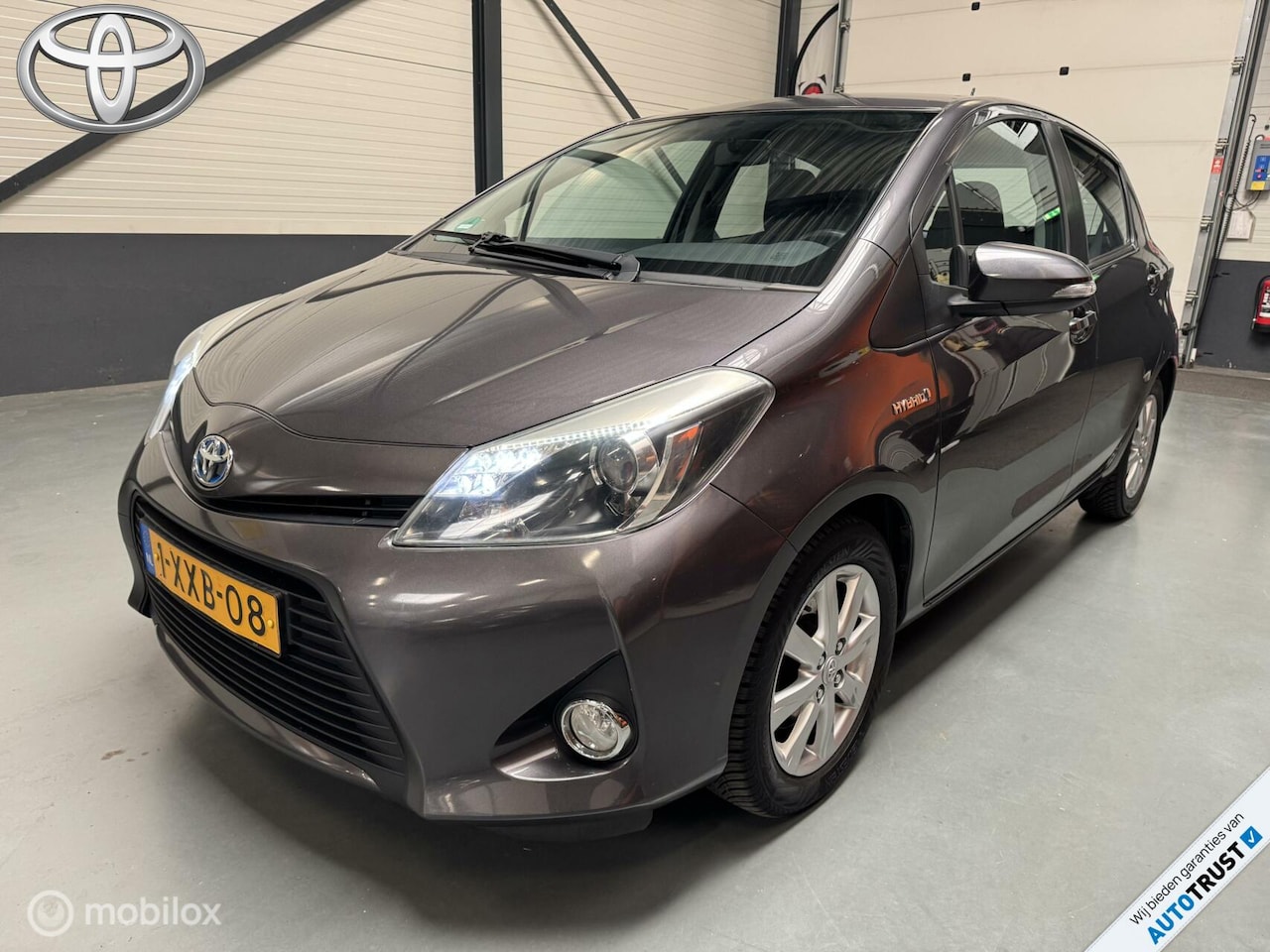 Toyota Yaris - 1.5 Full Hybrid Navi|Keyless|Trekhaak - AutoWereld.nl