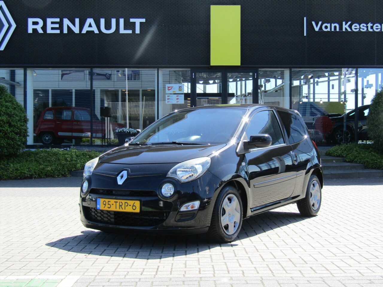 Renault Twingo - 1.2 16V 75pk ECO² Collection / Airco / Cruise-Control / 4S Banden - AutoWereld.nl