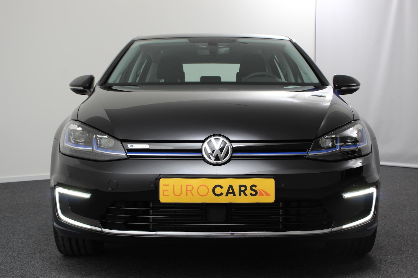 Volkswagen e-Golf - met 4% BIJTELLING € 2000,- subsidie mogelijk | Navigatie | Climate control | Bluetooth | C - AutoWereld.nl