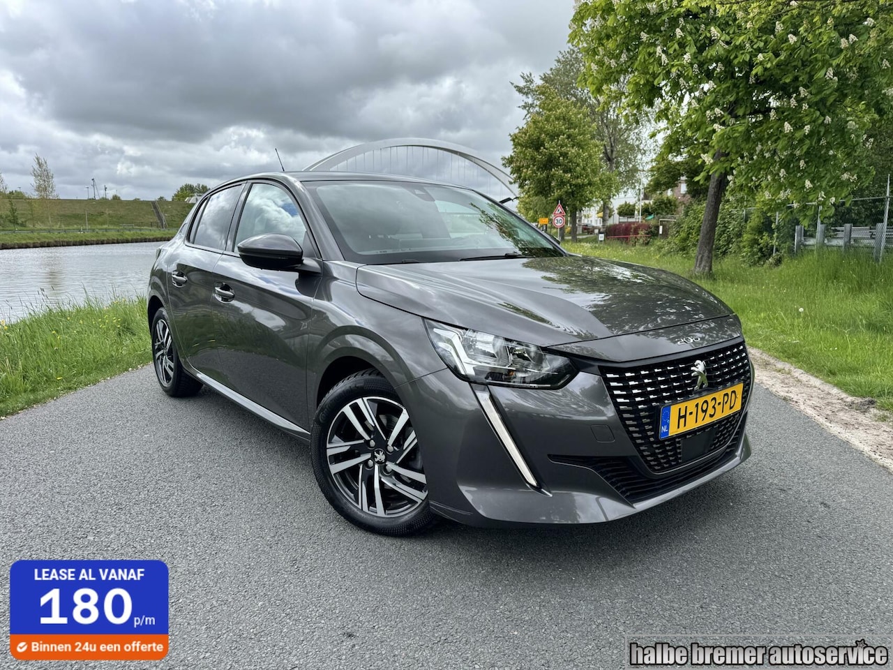 Peugeot 208 - 1.2 PureTech Allure|Virtual|101PK|Carplay|Camera - AutoWereld.nl