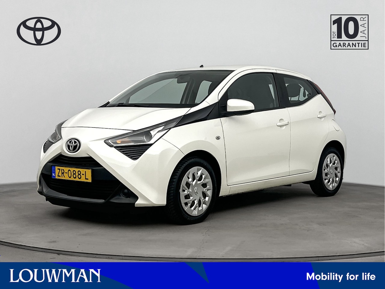 Toyota Aygo - 1.0 VVT-i x-play 1.0 VVT-i x-play - AutoWereld.nl